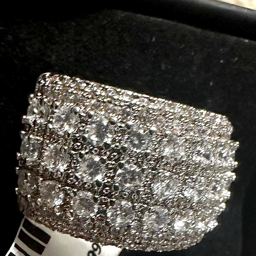 18k White gold Round Diamond Pave Wide Band Ring exceptional Vvs1 cocktail